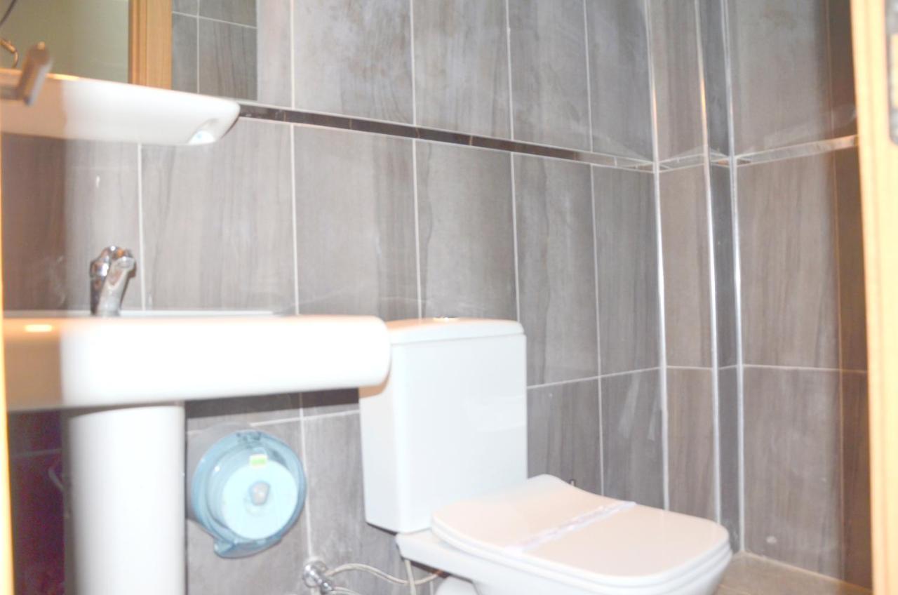 Elite Hotel City Center Saray Bed And Breakfast Экстерьер фото